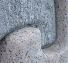 Stein durchdringt Stein, Granit trifft auf Granit Stein durchdringt Stein, Granit trifft auf Granit